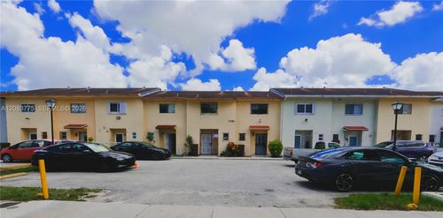 6-1790 W 58th St, Hialeah, FL, 33012-6883 | Card Image