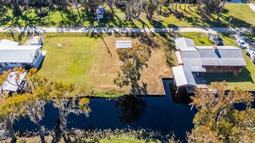 142 Hicks Ave, CRESCENT CITY, FL, 32112-4829 | Card Image