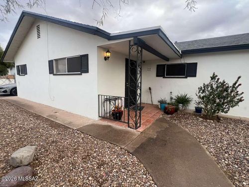 223 W 11th St, Casa Grande, AZ, 85122-3920 | Card Image