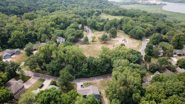 Park across the street | Image 7