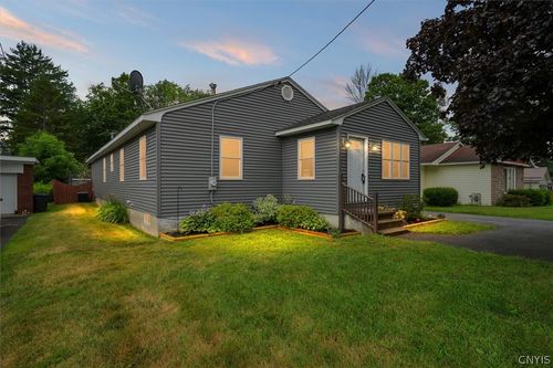 8151 Turin Rd, Rome, NY, 13440-1911 | Card Image