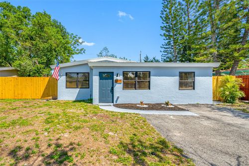 217 Emerald Ln, LARGO, FL, 33771-2626 | Card Image