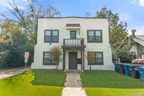 apt-1-614 Fulton Ave, San Antonio, TX, 78212-2755 | Card Image