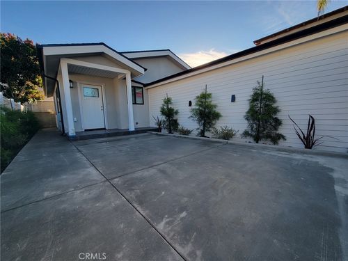 1922 257th St, Lomita, CA, 90717-2620 | Card Image