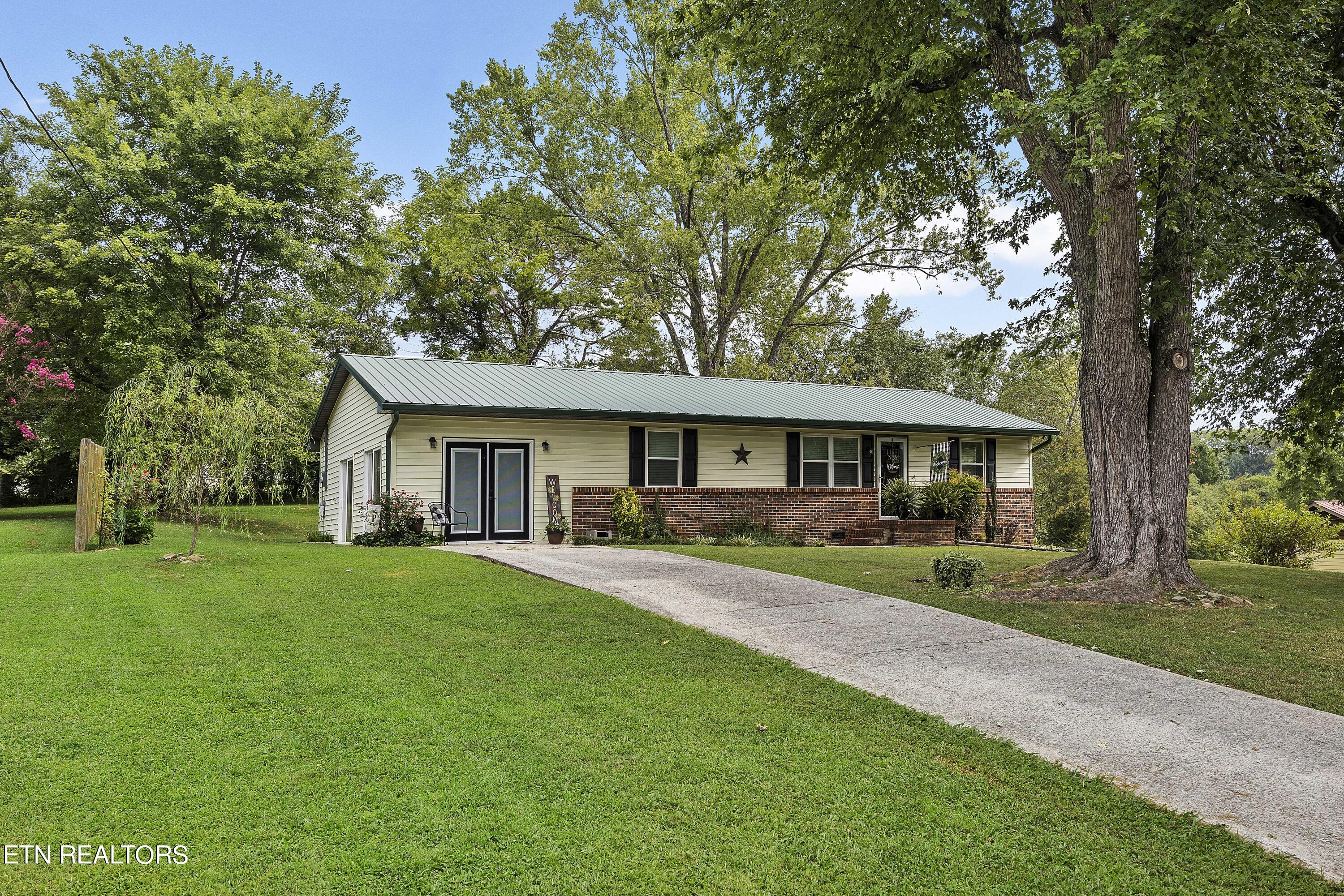 Yale Dr, Rockwood, TN 37854