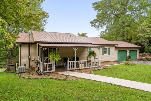 690 Ironwood Ave, Livingston, TN, 38570-2119 | Card Image