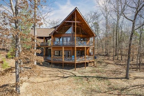 560 Endless View Rd, Mineral Bluff, GA, 30559-2244 | Card Image