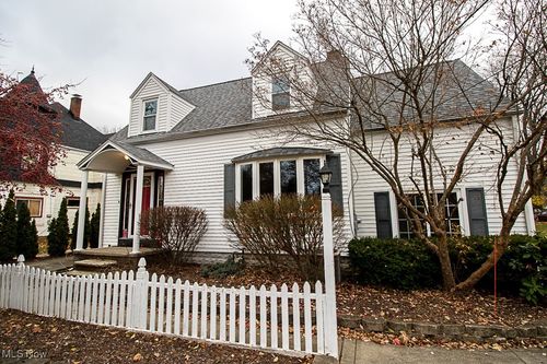 4223 Kirtland Rd, Willoughby, OH, 44094-7925 | Card Image