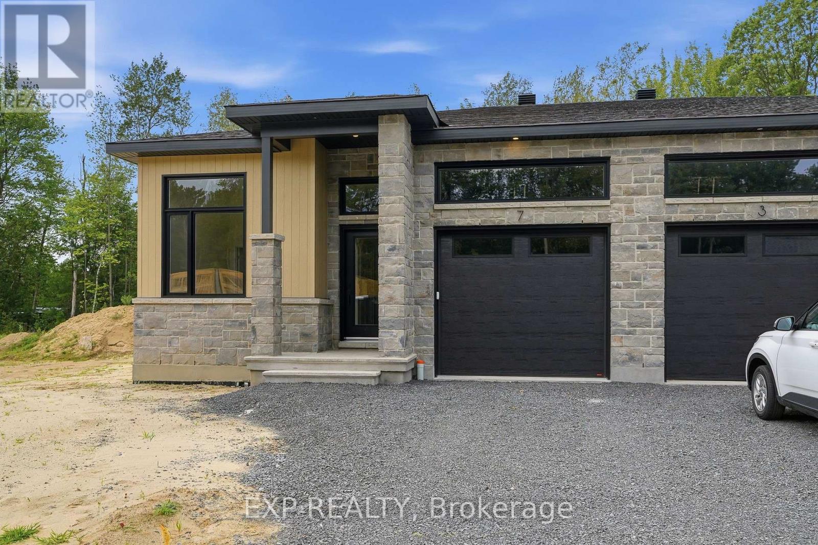 Residential in Casselman