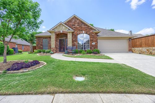2400 Cardinal Way, Mckinney, TX, 75072-5967 | Card Image