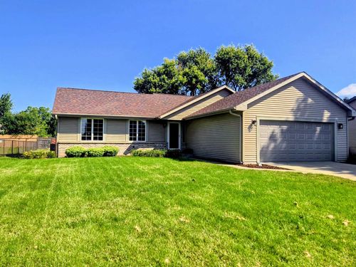 1604 Evergreen Drive, JANESVILLE, WI, 53546 | Card Image
