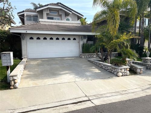 12 Tobago, Laguna Niguel, CA, 92677-5104 | Card Image