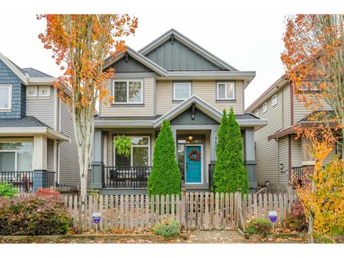 7137 196 St, Surrey, BC, V4N5Z6 | Card Image