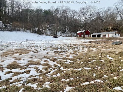 309 Hemlock Rd, Ravenswood, WV, 26164-3795 | Card Image