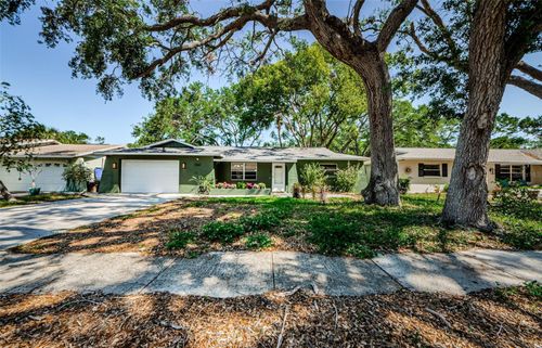 7241 56th Ave N, St Petersburg, FL, 33709-1365 | Card Image
