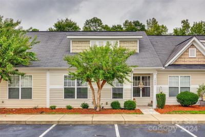 1522 Harpers Inlet Drive, Townhouse with 3 bedrooms, 2 bathrooms and null parking in Lake Wylie SC | Image 1