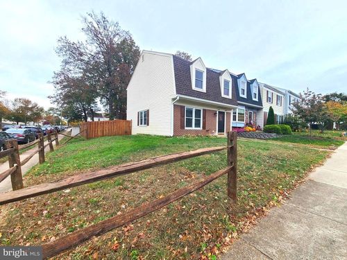 9050 Reynolds Pl, MANASSAS, VA, 20110-4255 | Card Image