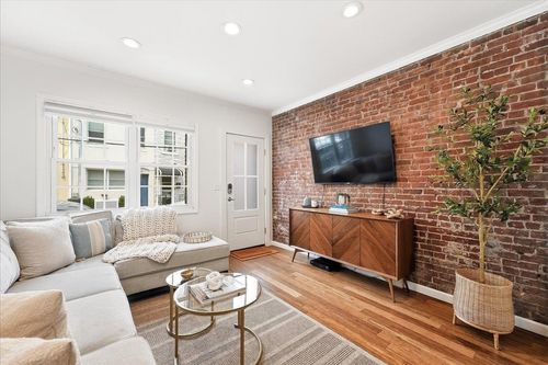 39 Willow Ter, Hoboken, NJ, 07030-2812 | Card Image