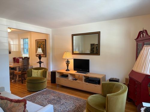 unit-2-63 Linden St, Wellesley, MA, 02482-5826 | Card Image