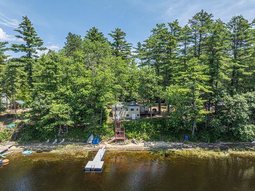 136 Hogan Pond Ln, Oxford, ME, 04270-3728 | Card Image