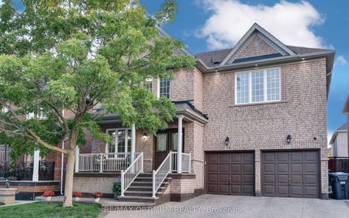 12 Humbolt Cres, Brampton, ON, L7A3G7 | Card Image