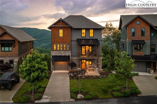 138 Elderberry Cir, Boone, NC, 28607-6403 | Card Image