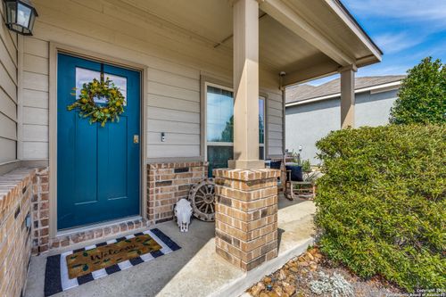 160 Bass Ln, New Braunfels, TX, 78130-4927 | Card Image