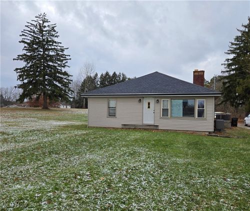 2227 Perry Dr Sw, Canton, OH, 44706-2101 | Card Image