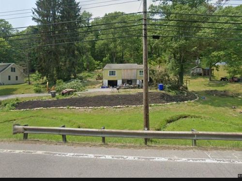 3466 Conway Wallrose Rd, Sewickley, PA, 15143-9689 | Card Image