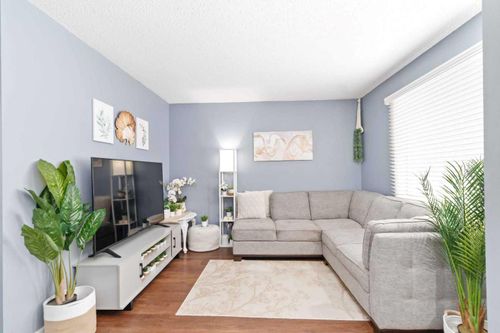 109 Ross St, Fort Mcmurray, AB, T9K1B3 | Card Image