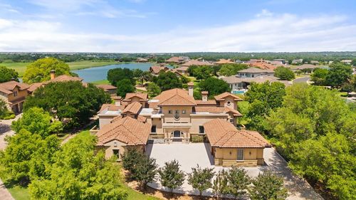 102 Long Pt, Georgetown, TX, 78628-6934 | Card Image