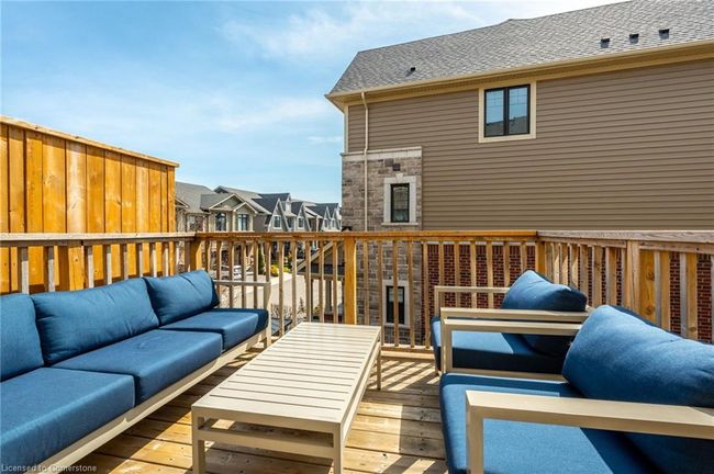 16 Place Polonaise Dr, Townhouse with 3 bedrooms, 3 bathrooms and 2 parking in Grimsby ON | Image 27