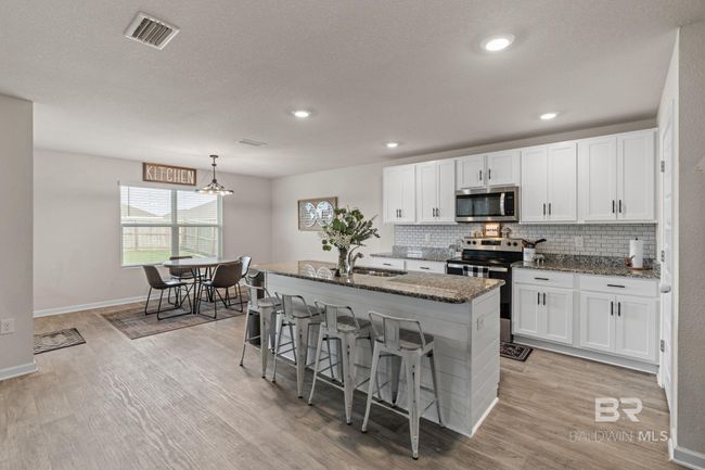 Kitchen | Image 10