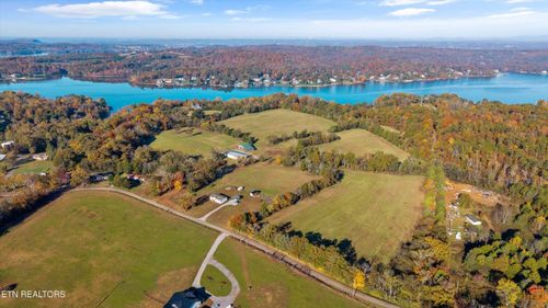 727 Bales Hollow Rd, Friendsville, TN, 37737-2143 | Card Image