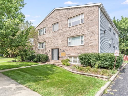 6-712 W Highland Ave, Elgin, IL, 60123-5379 | Card Image