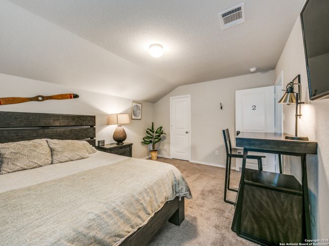 10202 Shadowy Dusk, House other with 6 bedrooms, 4 bathrooms and null parking in Schertz TX | Image 15