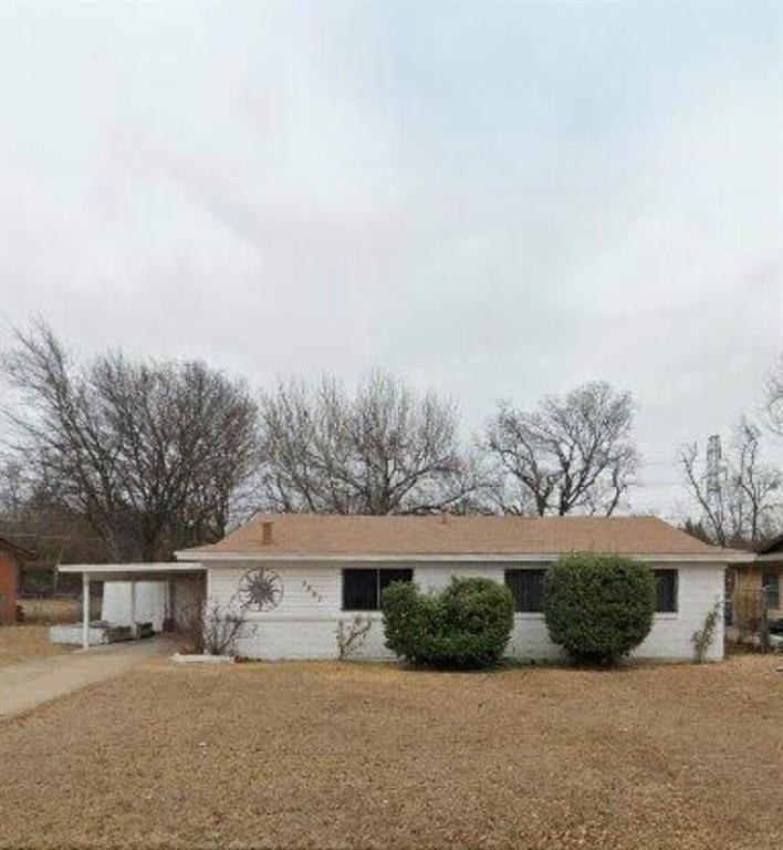 Milmo Dr, Fort Worth, TX 76134