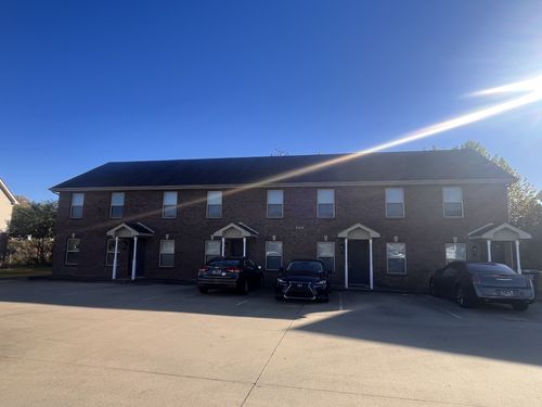 1717 Manning Dr, Clarksville, TN, 37042-7972 | Card Image