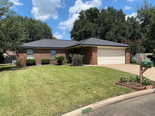 2733 Davis Ave, Rosenberg, TX, 77471-4535 | Card Image