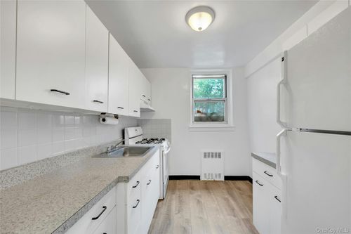 1g-5610 Netherland Ave, Bronx, NY, 10471-1871 | Card Image