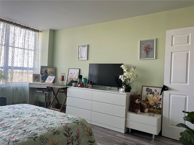 APT-504 - 600 Three Islands Blvd, Condo with 2 bedrooms, 2 bathrooms and null parking in Hallandale Beach FL | Image 10