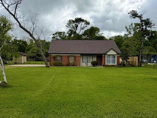 114 Edgewater Drive, Clute, TX, 77531 | Card Image