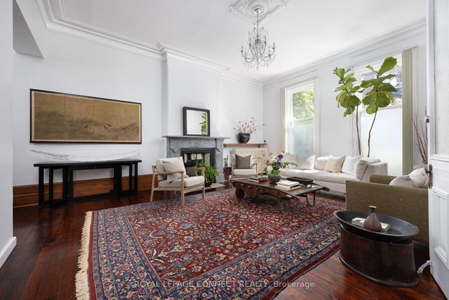 288 Sherbourne St, House attached with 9 bedrooms, 5 bathrooms and null parking in Toronto ON | Image 7