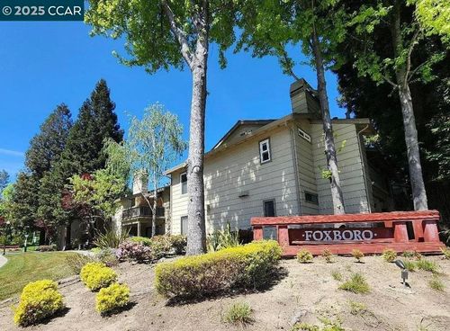 405 Weymouth, Hercules, CA, 94547-3825 | Card Image