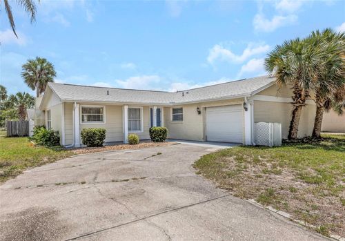 1005 Coldstream Ct, TARPON SPRINGS, FL, 34689-2913 | Card Image