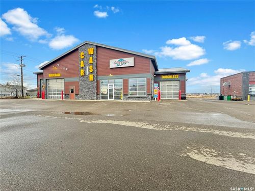 2-2652 99th St, North Battleford, SK, S9A3B4 | Card Image