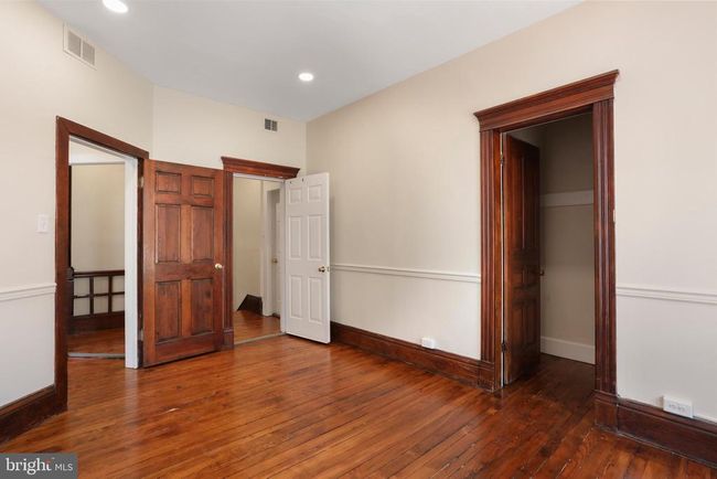 408 W King St, Home with 0 bedrooms, 4 bathrooms and null parking in MARTINSBURG WV | Image 39