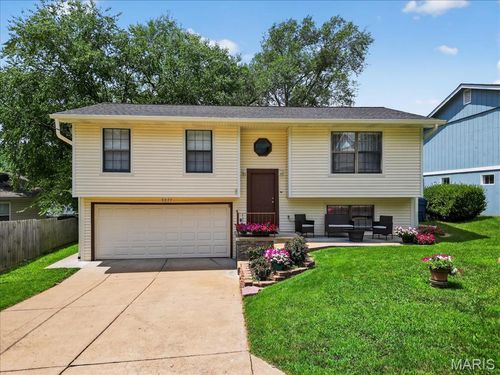 3977 Scott Robert Dr, Arnold, MO, 63010-5327 | Card Image