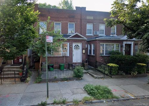 30-21 37th St, Long Island City, NY, 11103 | Card Image