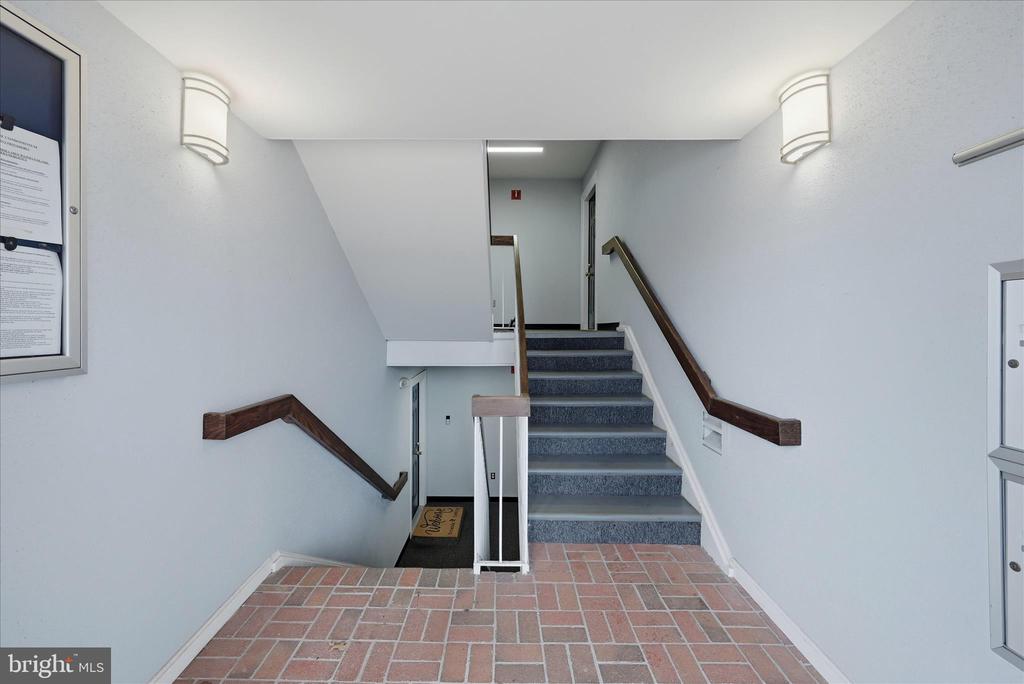 Residential in ASHBURN 4